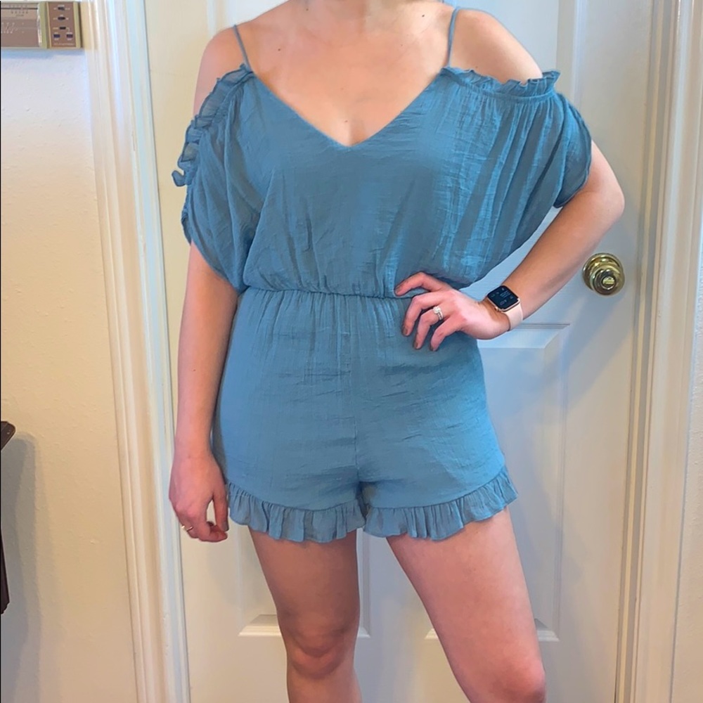 Romper size small.